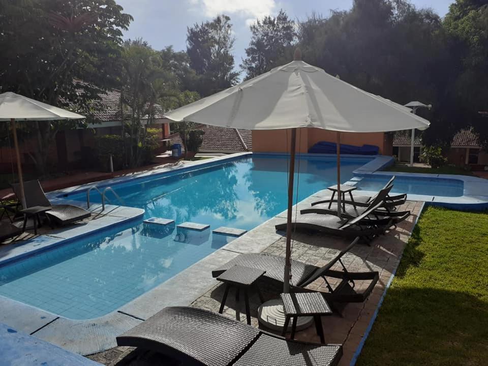 Hotel Chapala Country Экстерьер фото